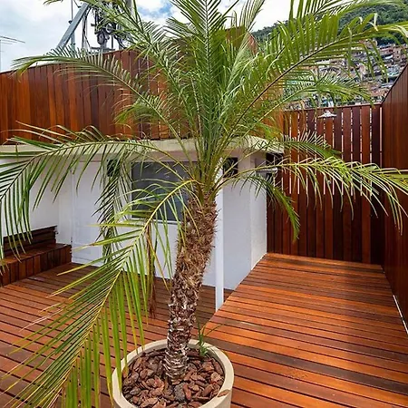 Cobertura Alto Luxo com Terraço, BBQ e Piscina - 6 Quartos-2